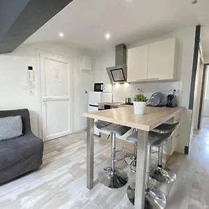  Appartement T2 Centre-ville Place D'armes Clim-wifi France